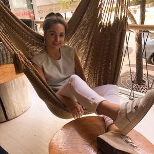 Meet your Posher, Gretchen